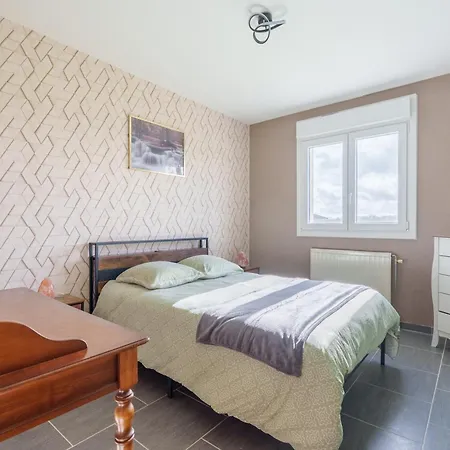 Semesterbostad La Clairiere De Dogneville - Proche Epinal